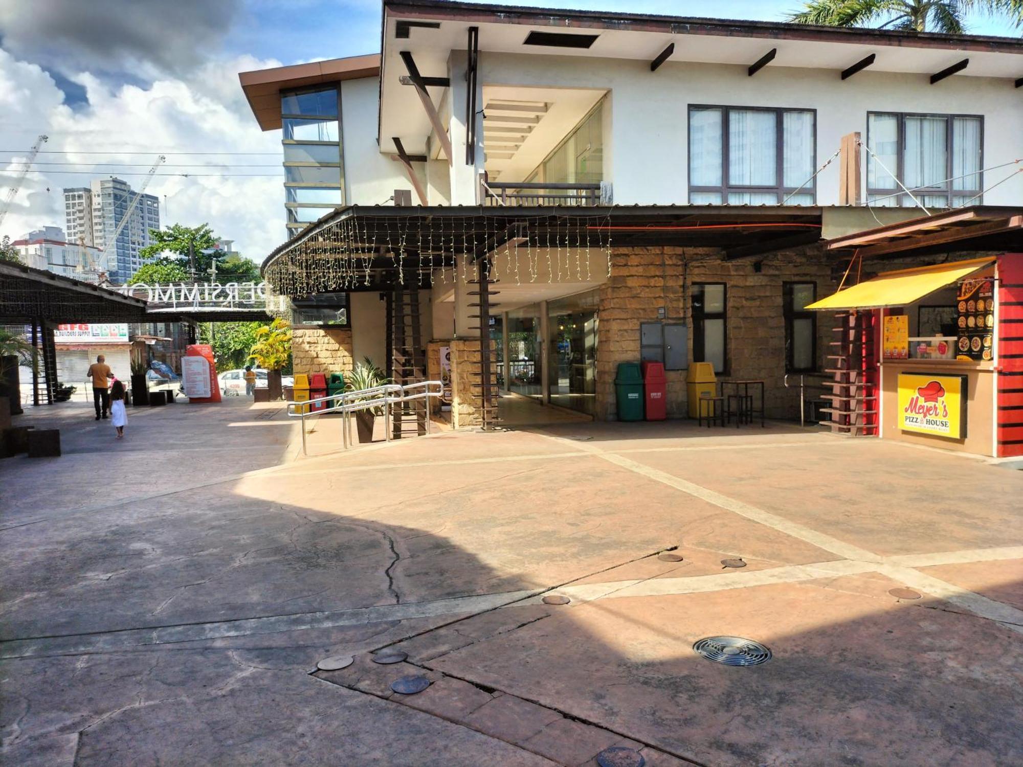 Cozy 1233 The Persimmon Studio Near Sm And Ayala Cebú Exterior foto